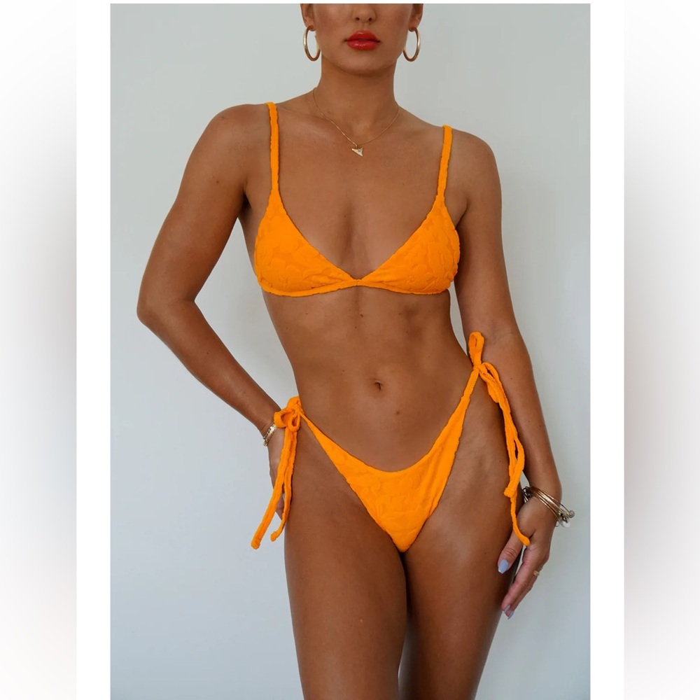 Nuera Mango Bikini Set - Milos top & Kokomo bottom size SMALL